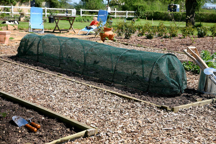 Giant Easy Net Tunnel